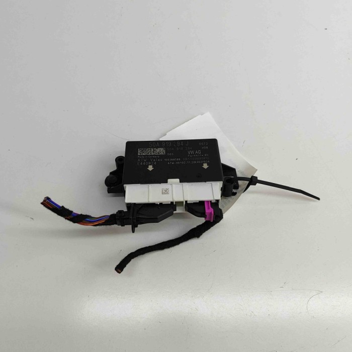 Unitate de control senzor de parcare PDC VW PASSAT Variant B8 3G5 2021 OEM: 5QA919294J,5QA919294,E440824 29501065