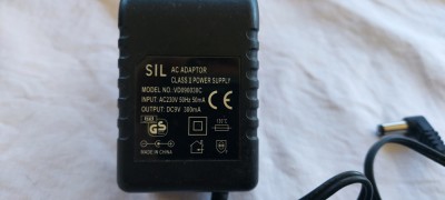 ALIMENTATOR 9V -300mA , MODEL VD090030C , FUNCTIONEAZA . foto