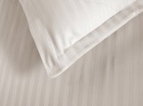 Cumpara ieftin Fata de perna 50x70cm,damasc satinat,100% bumbac,crem-H012