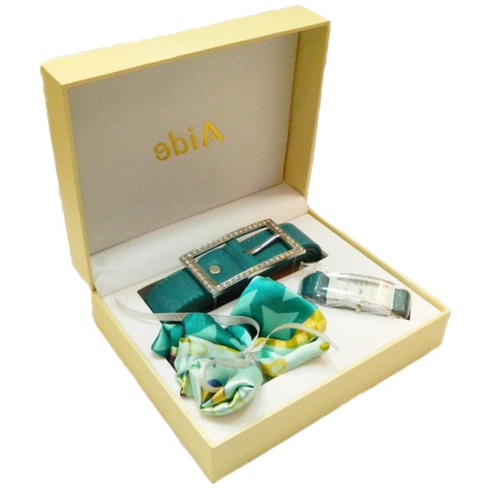 SET CADOU ACCESORII DAMA, SET CADOU PENTRU FEMEI SET CADOU ACCESORII DAMA, SET CADOU PENTRU FEMEI