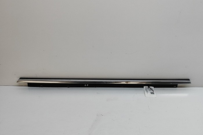 Chedar geam ușă dreapta spate AUDI A8 D3 4E2, 4E8 2006 OEM: 4E0853764 30255536