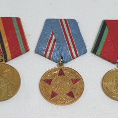 Superb Lot 5 Medalii Militare - Decoratii vechi straine - anii 1970 -1980