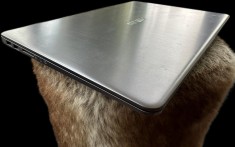Laptop ASUS model S510U i7 8 GB Ram