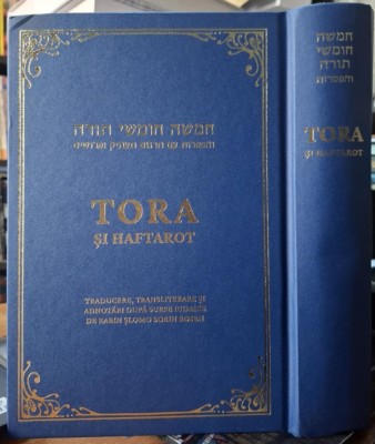 Tora si Haftarot-bilingva foto