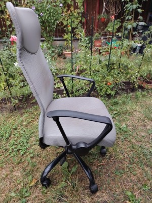 Scaun ergonomic , cu spatar inalt foto