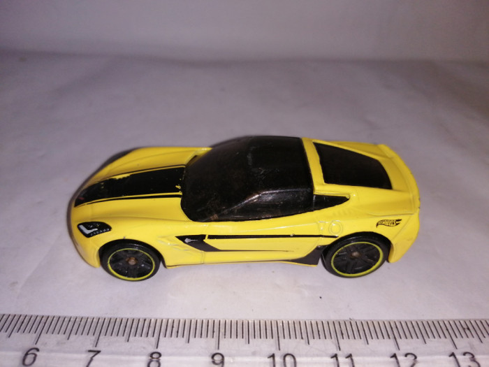 bnk jc Hot Wheels 2014 Corvette Stingray