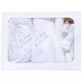 Cumpara ieftin Trusou Botez 6 piese personalizat cu broderie - &quot;Cu drag de la Nasi&quot; - Ingeras - ALB - ARGINTIU - TB106