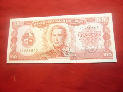 Bancnota 100 pesos Uruguay seria A ,1967 cal. NC foto