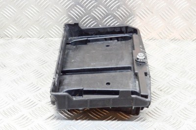 Suport baterie MERCEDES-BENZ C W205 2016 OEM: A2056200118,A2056200007 13863886 foto