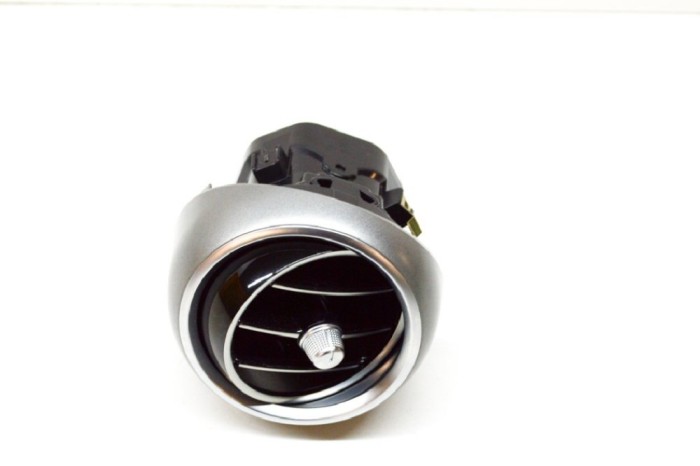 Gura de ventilație planșa de bord MERCEDES-BENZ C Coupe C205 2018 OEM: A2058304400 11739112