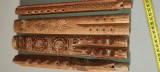Pt. colectionari - 4 fluiere din lemn modele deosebite lungime cca. 32 CM