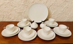 SET DE 21 DE PIESE DIN PORTELAN FIN- MARCAJ CLASSIC ROSE COLLECTION ROSENTHAL- ROMANZE