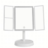 Cumpara ieftin Oglinda cosmetica alba 35 x 22 cm pliabila cu iluminare LED, marire 2x si 3x