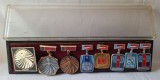 Set de 8 bucati medalii si insigne - Uniunea sovietica, anii 1970, in cutia originala - insigna comemorativa