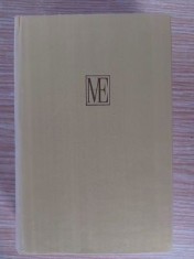 Poezii- Mihai Eminescu Editie bilingva romano-engleza Traducere de Leon Levitchi si Andrei Bantas foto
