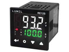 Regulator temperatura SPST-NO OUT 2: SPST-NO pe panou foto
