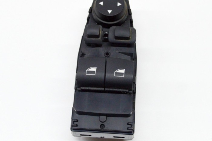 Buton geam ușă dreapta față BMW 6 Coupe F13 2016 OEM: 9196678 17370933