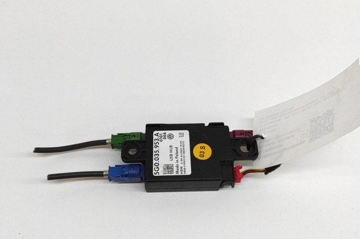 Unitate de control USB/AUX VW GOLF VII 5G1, BQ1, BE1, BE2 2014 OEM: 5G0035953A 28840307