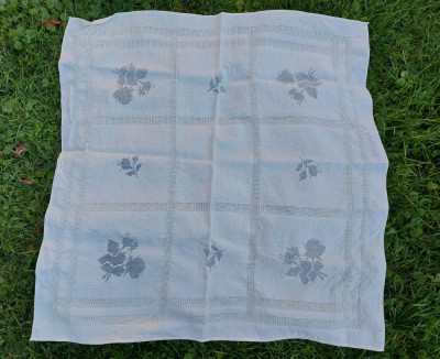 Fata de masa marcata pentru lucru manual model cusatura in cruciulita, 85cm x 83cm foto