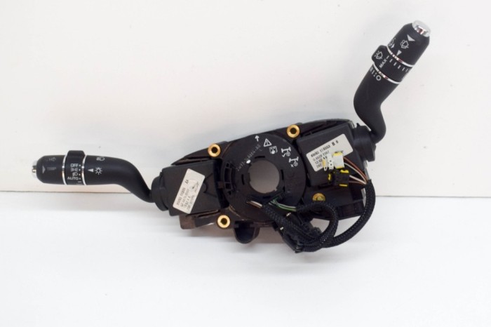 Maneta semnalizare ștergătoare JAGUAR XK Coupe X150 2013 OEM: 8W83-13N064-DB,8W83-13335-AA,8W83-17A553-BB | 14925889