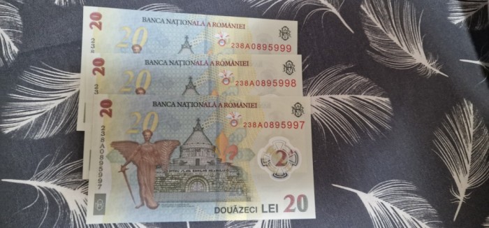 Set 3 bancnote 20 lei consecutive