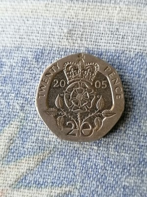 MONEDA - 20 PENCE 2005 - -MAREA BRITTANIE foto