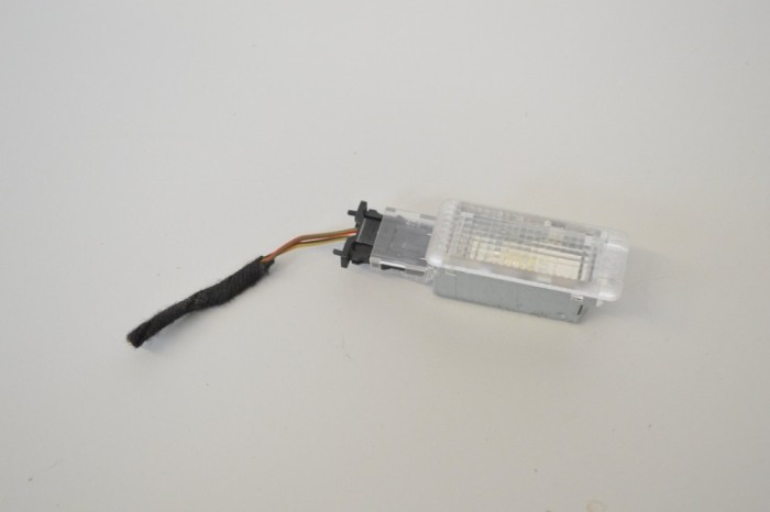 Iluminare interioară PORSCHE CAYENNE 92A 2014 OEM: 6L0947565 | 25979694