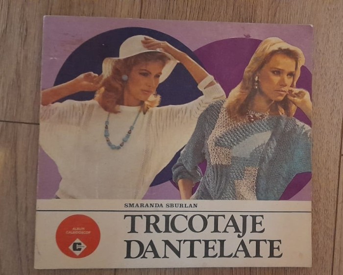 TRICOTAJE DANTELATE - Smaranda Sburlan