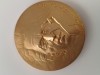 Medalie bronz placat cu aur , Sergiu Celibidache , ilustru dirijor . Verso ,cladirea Ateneului Roman .Diametru 60 mm