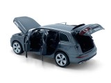 Macheta 1/32 Audi Q7, daytona grey pearl Tayumo cu sunet si lumini, deschide usile