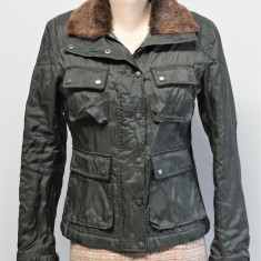 Geaca Belstaff gri cu guler si mansete din blana