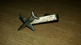 QW8 3 - Ac cravata - tematica aviatie militara - simbol avion