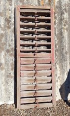 Oblon vechi din lemn foto