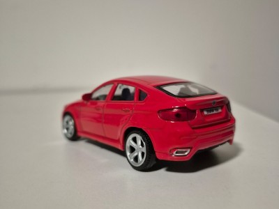 BMW X6 - Macheta auto din metal scara 1:43 foto