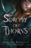 Sorcery of Thorns | Margaret Rogerson, Simon &amp; Schuster