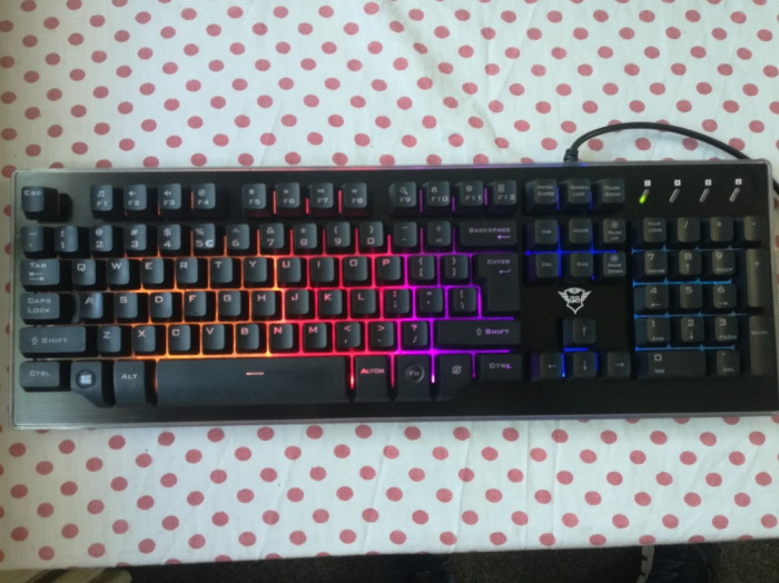 Tastatura Gaming Semi Mecanica Trust Thura Gxt 860 Rgb Arhiva