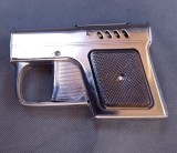 NI3-104 Brichetă rom&acirc;nească "Pistolet" fabricată la ECON Făgăraș, perioada comunistă