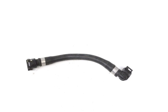 Furtun de lichid de răcire BMW 7 G11, G12 2017 OEM: 8572907 17404846