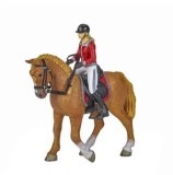 Cumpara ieftin Set figurine Papo Rase de cai si ponei - Cal si femeie jocheu in jacheta rosie