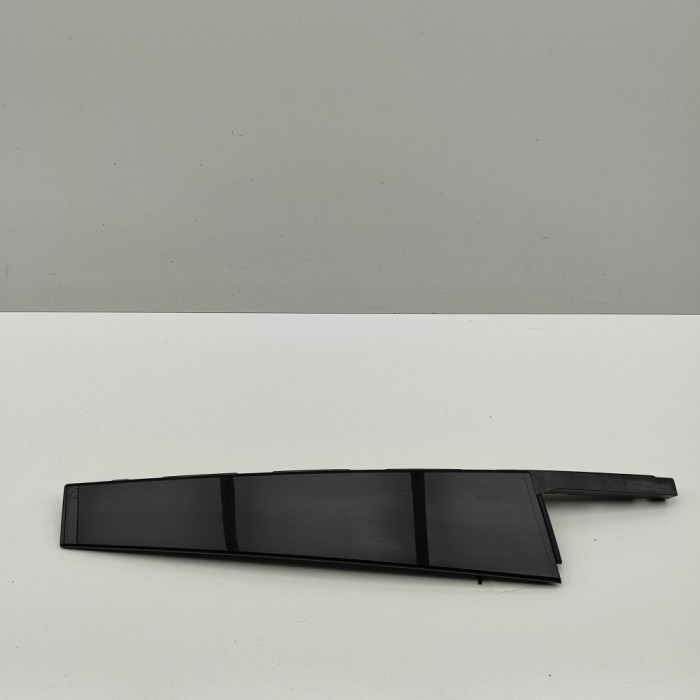 Ornament vertical ușă st&acirc;nga spate BMW 3 G20, G80, G28 M3 Competition 2021 OEM: 7465139 32549650