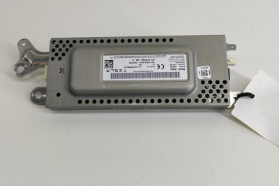 Alt modul de control TESLA MODEL 3 2023 OEM: 1079755-00-E 22061541 foto