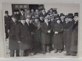 OFICIALITATI ROMANE , POZE DE GRUP IN FATA UNEI CLADIRI , FOTOGRAFIE , ANII &#039;30