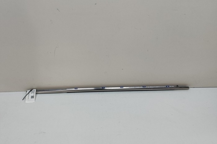 Chedar geam ușă dreapta față LEXUS UX _AA1_, _AH1_, _MA1_ 2022 OEM: 75710-76040 30272084