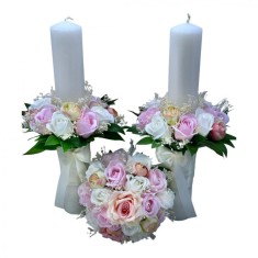 Set buchet si lumanari cu trandafiri din foita parfumata de sapun si floarea miresei naturale uscata - Alb Roz