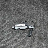 Amplificator de antena OPEL ASTRA J 2012 OEM: 13367022