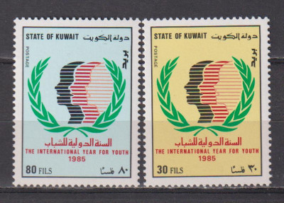 ANUL INTERNATIONAL AL TINERETULUI 1985 KUWAIT MI. 1065-1066 MNH foto