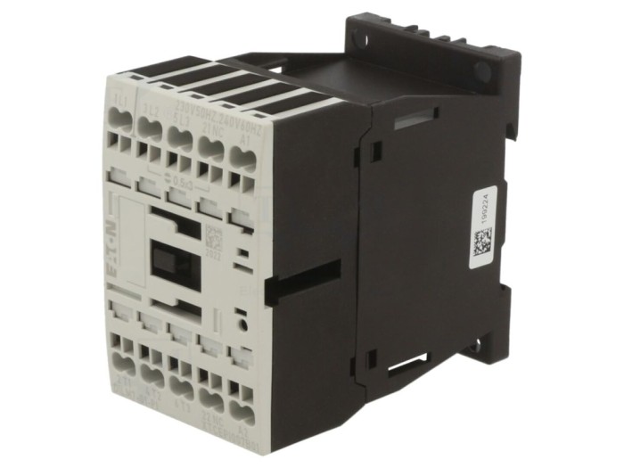 Contactor 3P 230VAC 7A, contacte NC