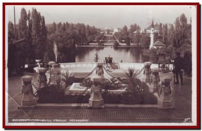 1942 CP ilustrata Mormantul Eroului Necunoscut Bucuresti, Geamia Parcul Carol I foto
