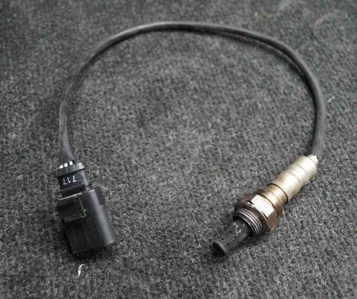 Sonda lambda AUDI A5 Cabrio 8F7 2012 OEM: 06E906265Q 2154472