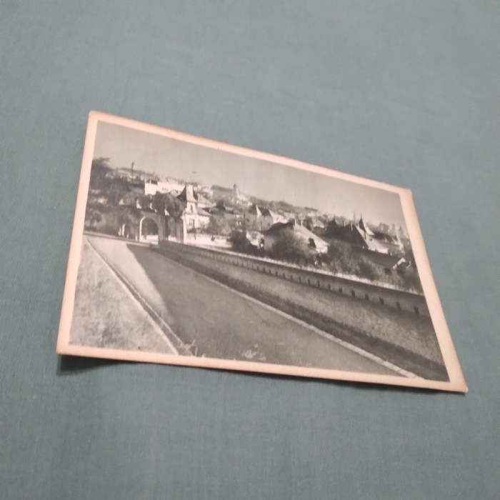 CARTE POSTALA ALBA IULIA - -VEDERE GENERALA CIRCULATA